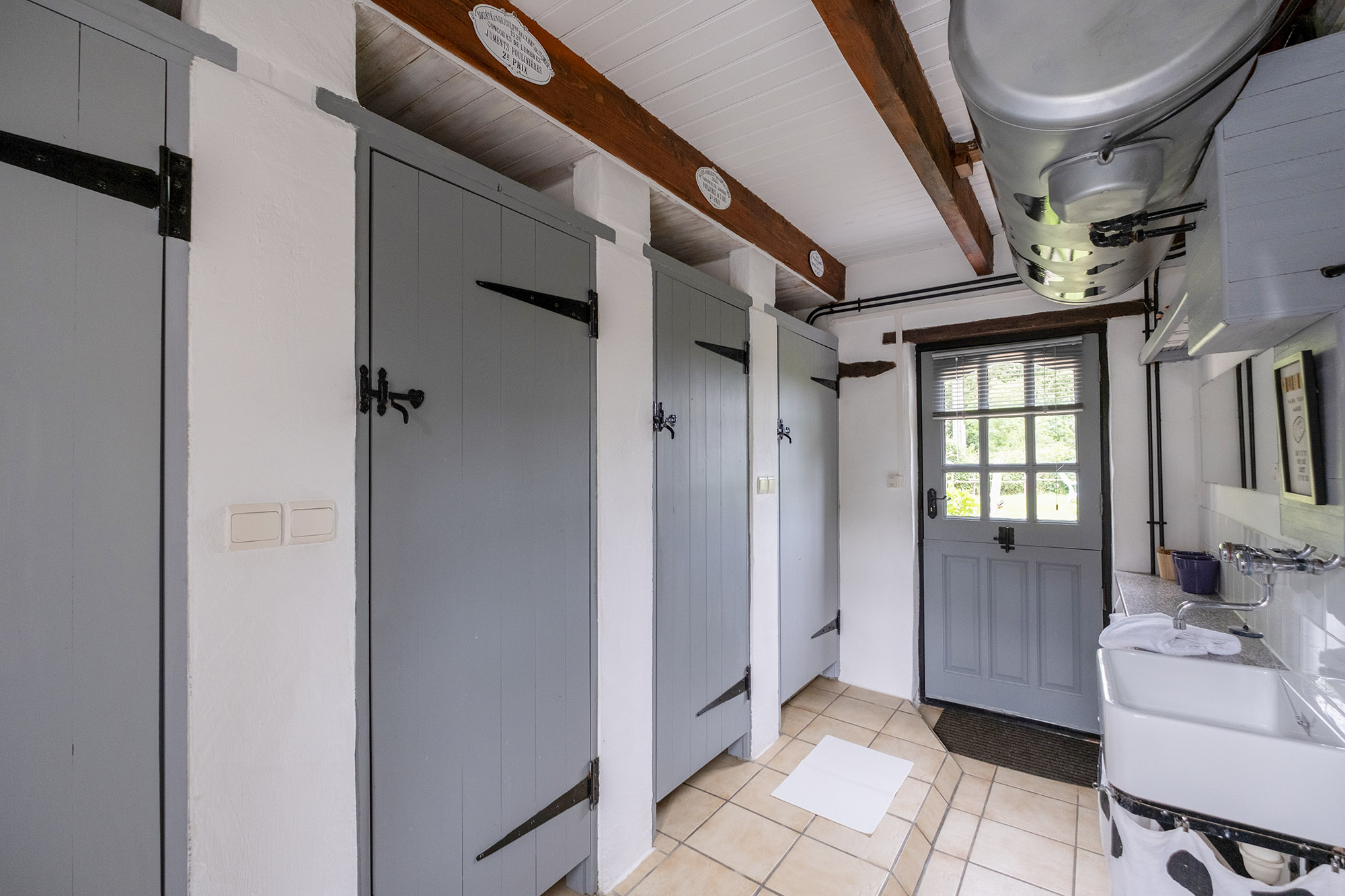 Le Rhun _ Etable _ 28